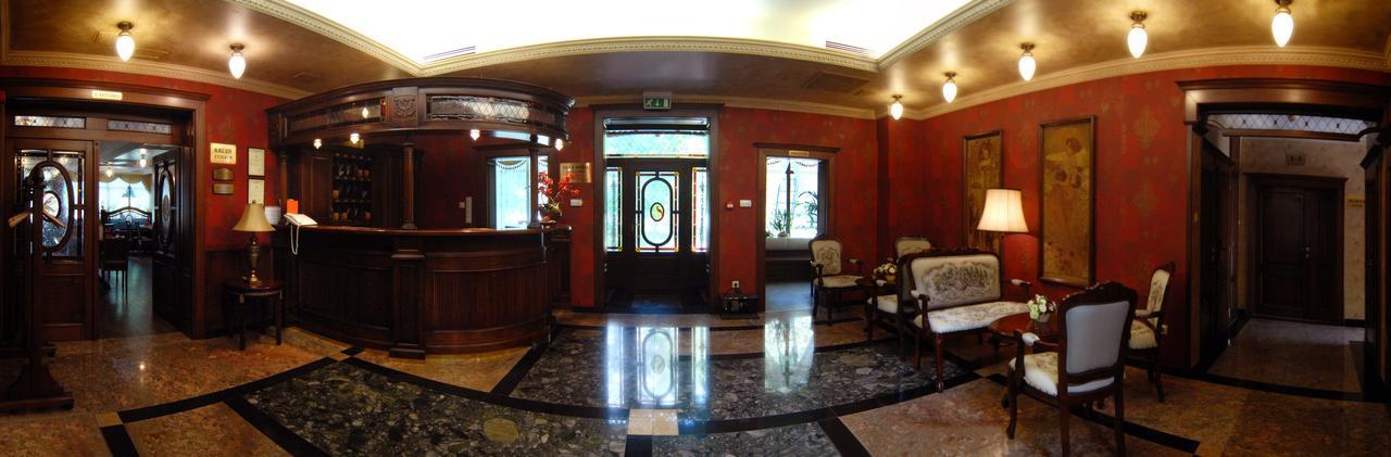 Villa Hotel Debrecen Exterior foto
